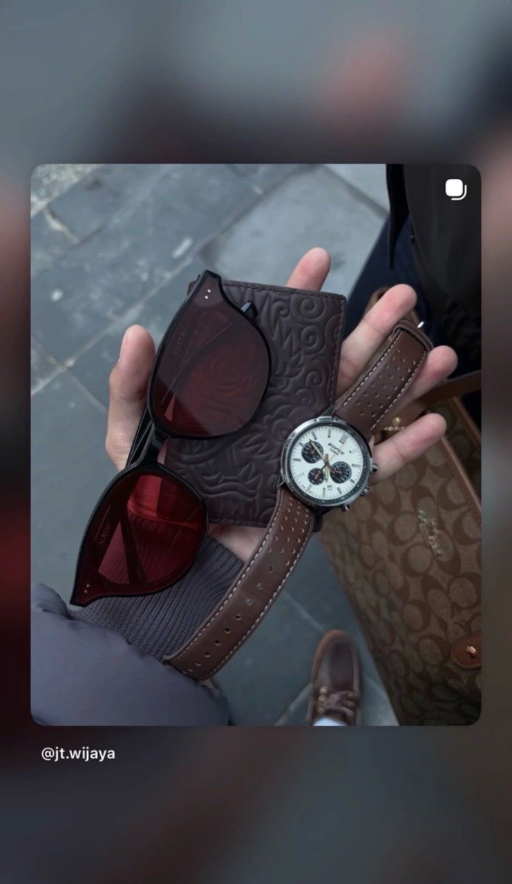 Customer wallet photo with sunglasses and a watch, shared by @jt.wijaya